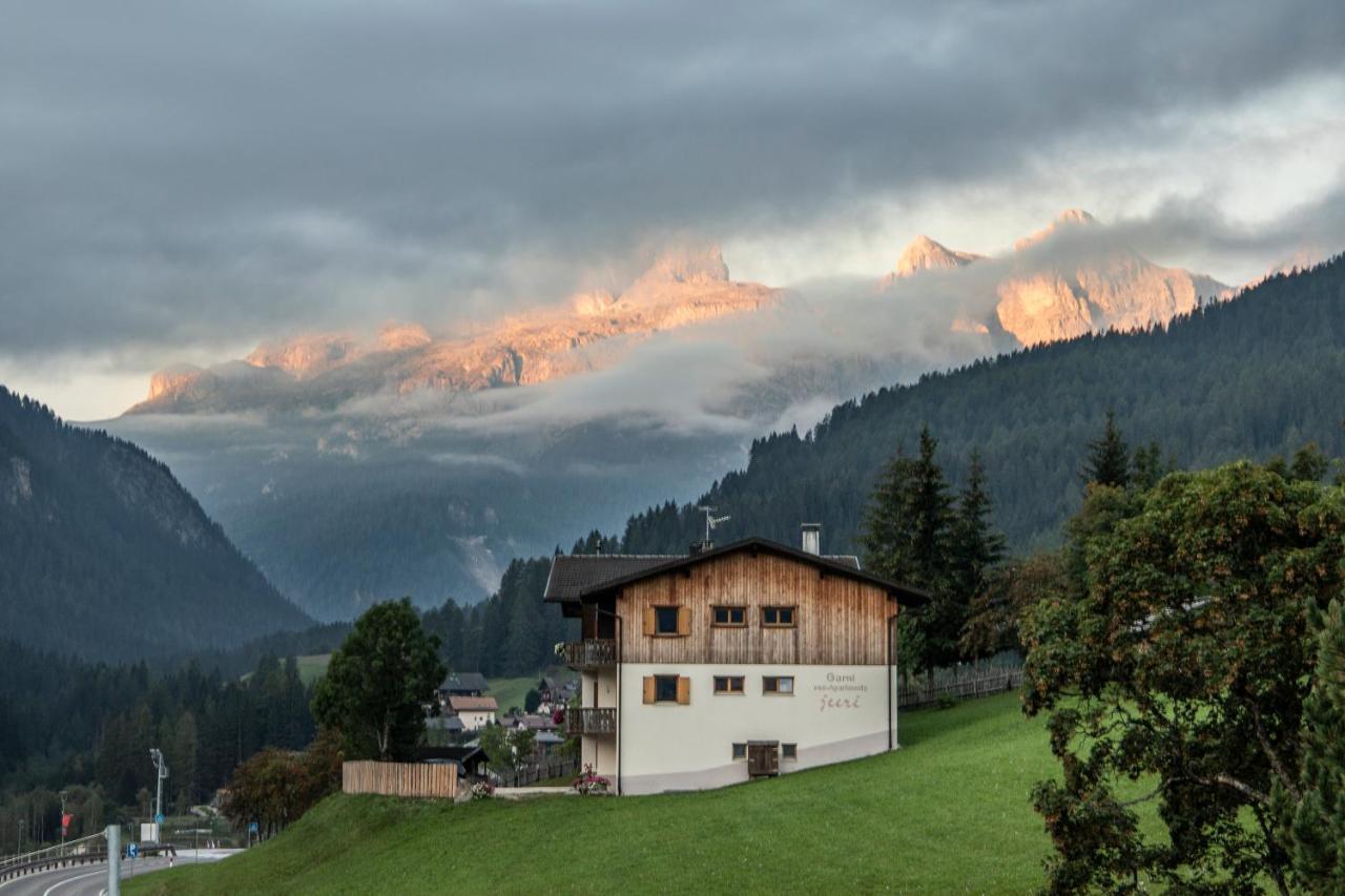 Bed and Breakfast Garni Juri La Villa  Esterno foto