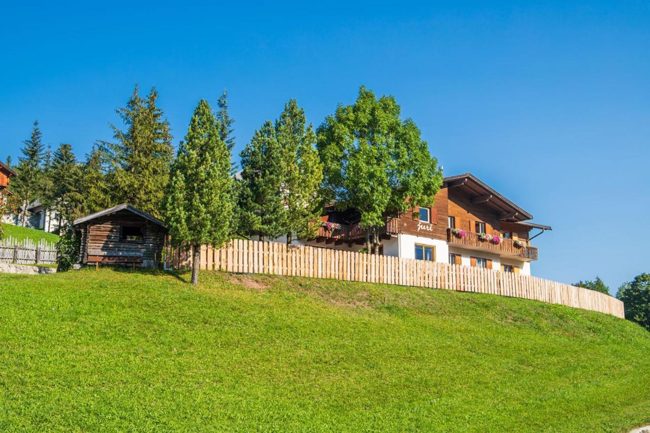 Bed and Breakfast Garni Juri La Villa  Esterno foto