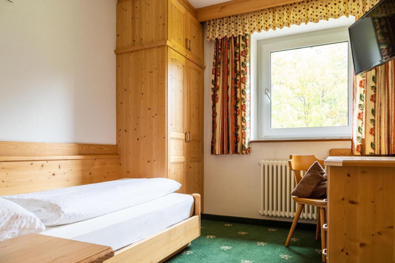 Bed and Breakfast Garni Juri La Villa  Esterno foto